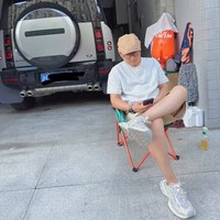 叁柒